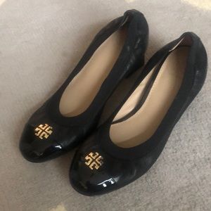 Black Tory Burch wise heel